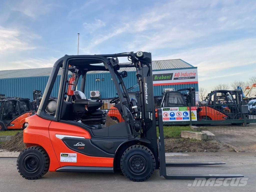 Linde H25T-01 Empilhadores a gás
