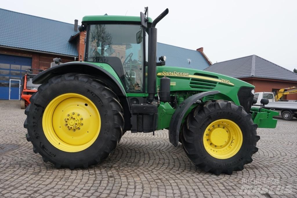 John Deere 7920 Tratores Agrícolas usados