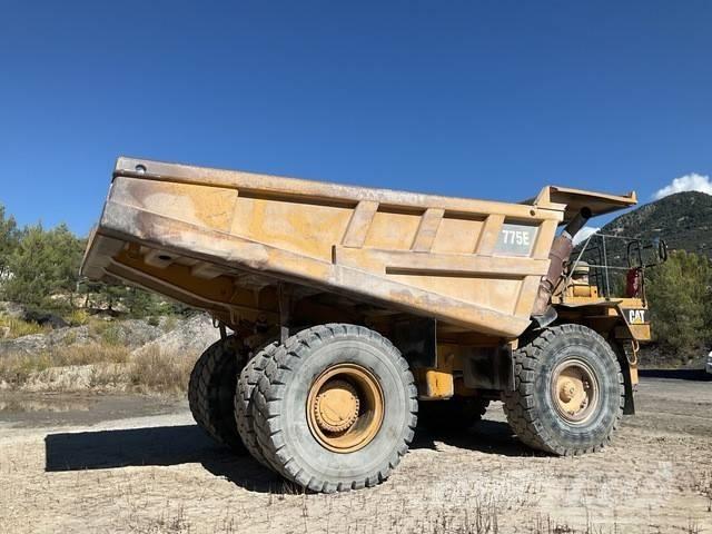 CAT 775 E Camiőes dumper basculantes rígidos