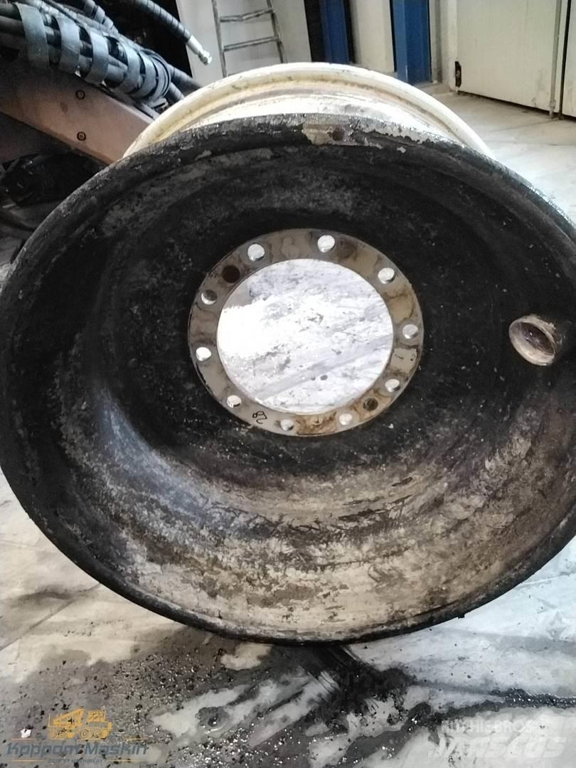 Sampo Hr46x 15x28 Pneus, Rodas e Jantes