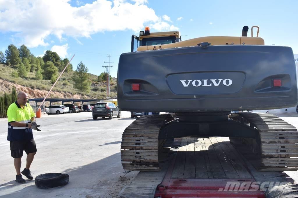 Volvo EC 240 C N L Escavadoras de rastos