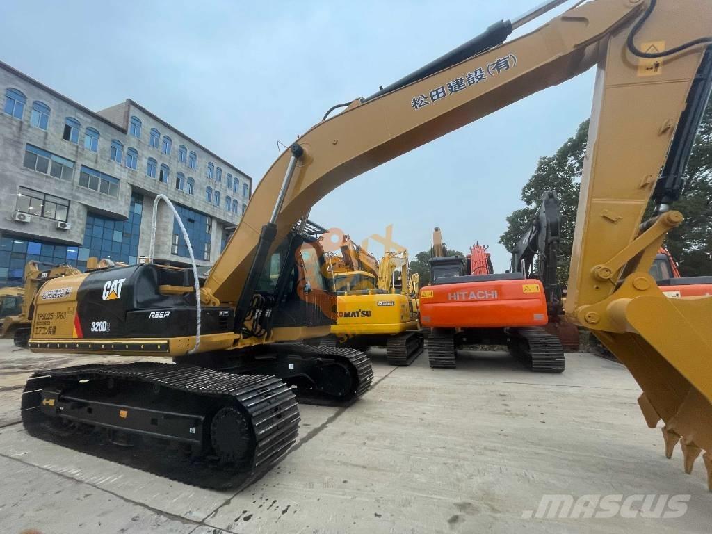 CAT CAT320 D2 Escavadoras de rastos