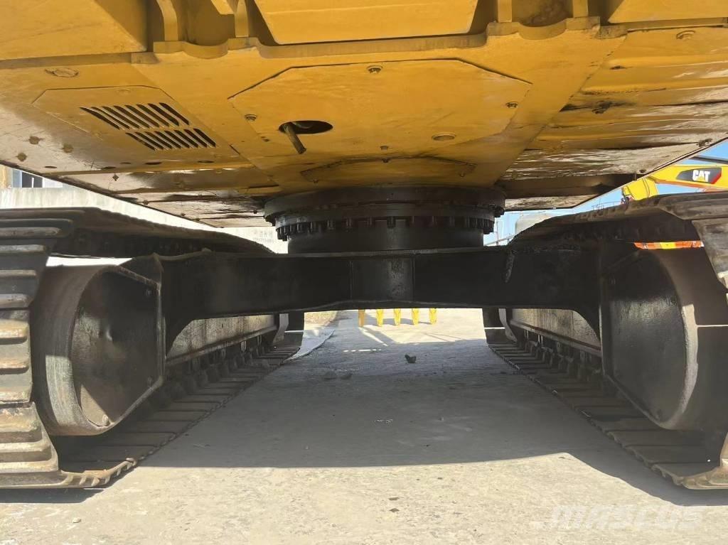 CAT 320 D Escavadoras de rastos