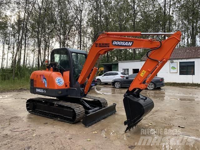 Doosan DH60-7 Mini Escavadoras <7t