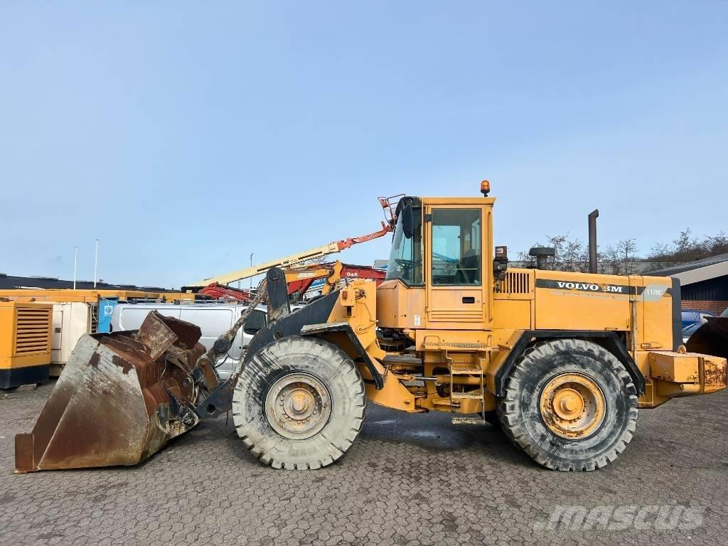 Volvo L 120 C Pás carregadoras de rodas