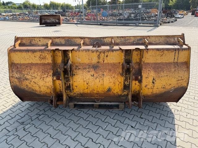 YTO ZL50B-III Baldes