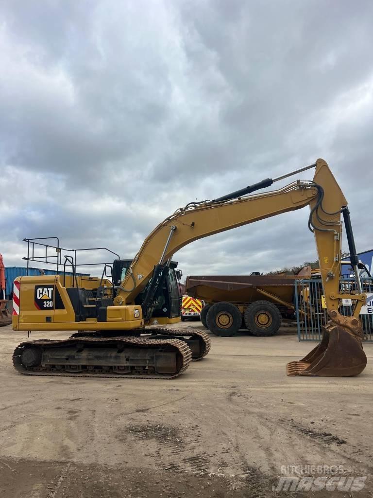 CAT 320 Escavadoras de rastos