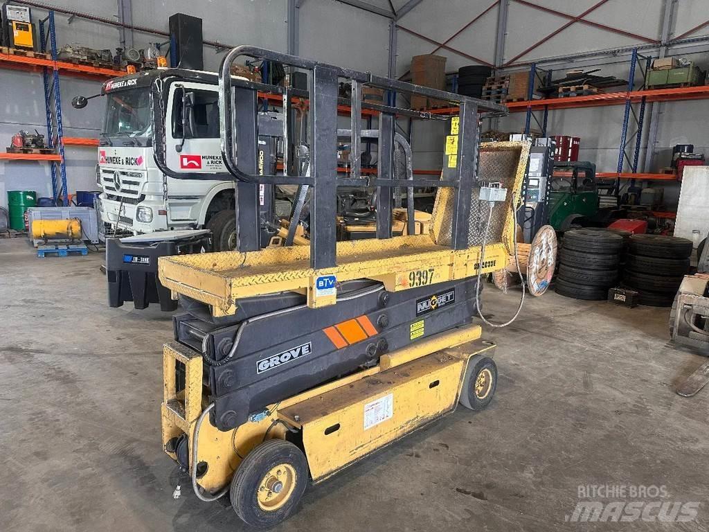 Grove SM2633E Elevadores de tesoura