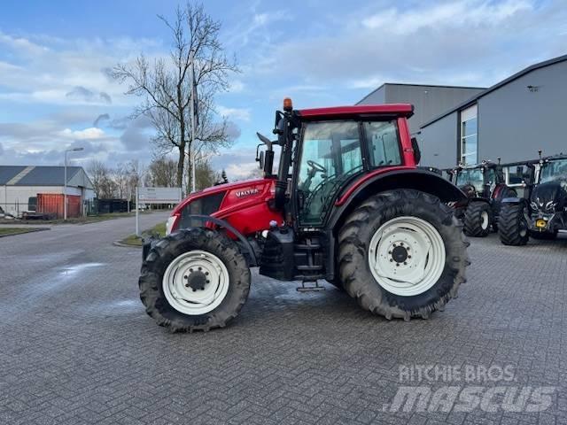 Valtra N123 Hitech5 Tratores Agrícolas usados