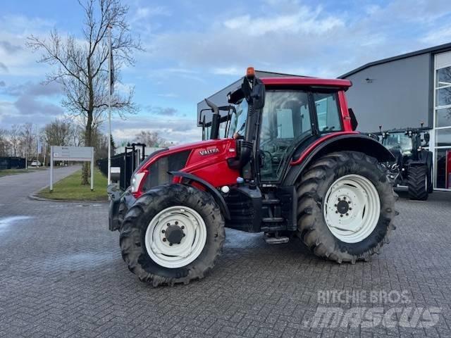Valtra N123 Hitech5 Tratores Agrícolas usados