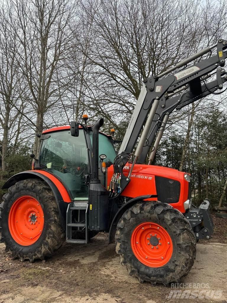 Kubota M135GX Tratores Agrícolas usados