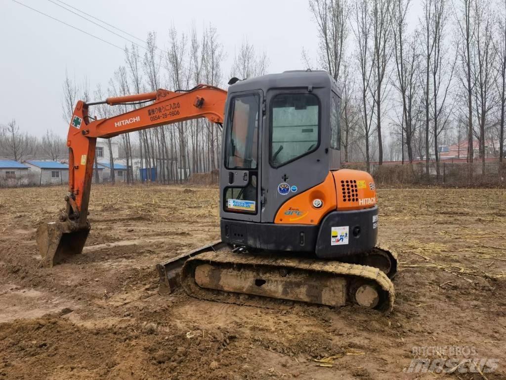 Hitachi ZX 55 Mini Escavadoras <7t