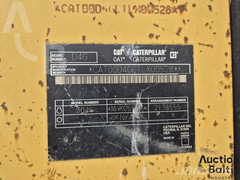 CAT D 4 G Dozers - Tratores rastos