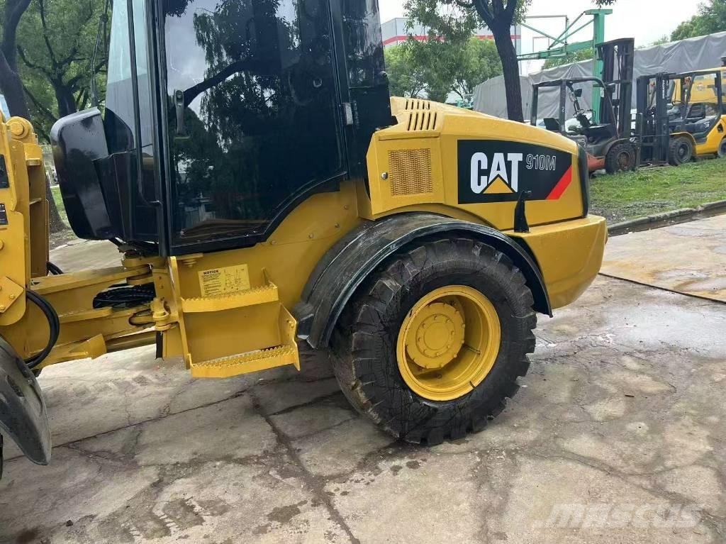 CAT 910 Pás carregadoras de rodas