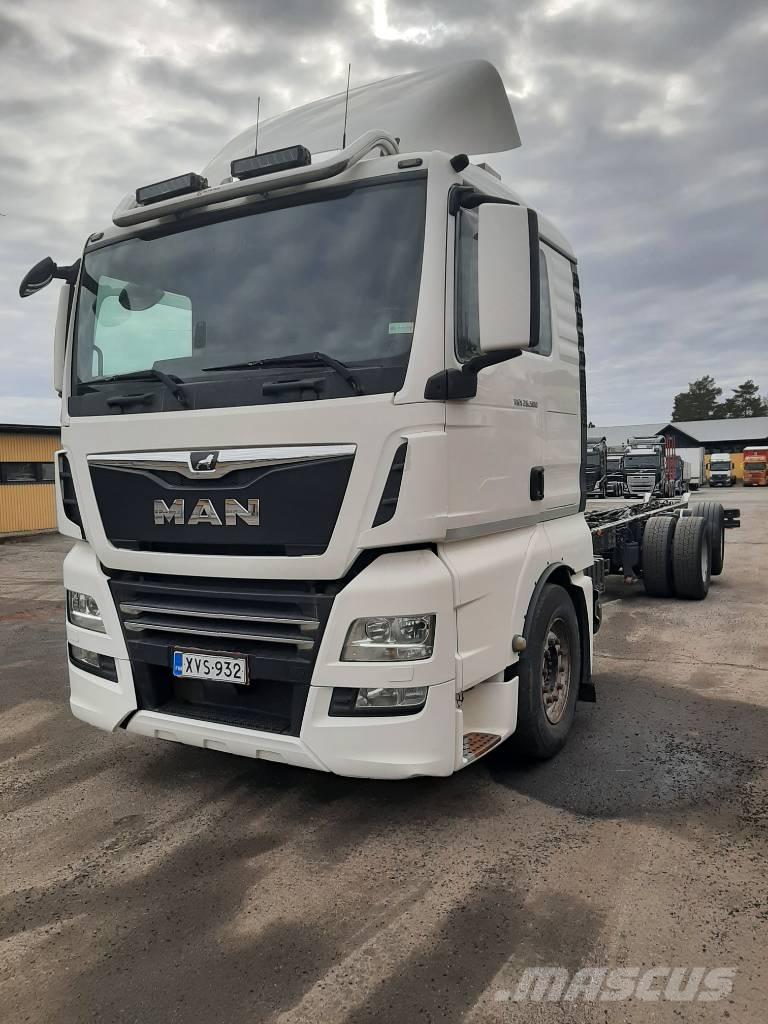 MAN TGX 26.500 Camiões de chassis e cabine