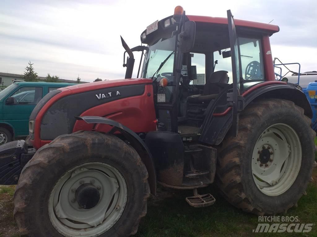 Valtra N121 Tratores Agrícolas usados