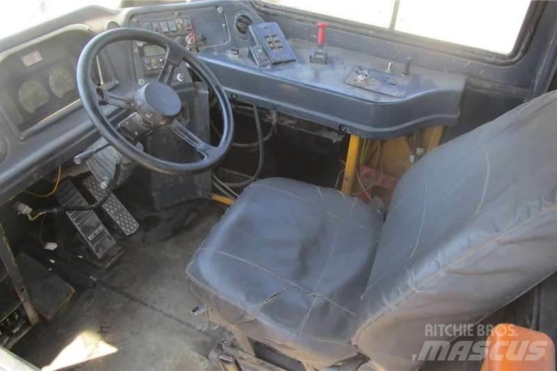 Bell B20C Camiões-cisterna