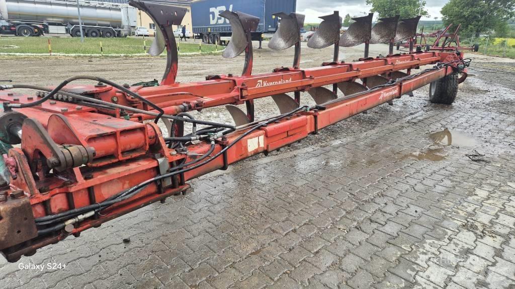 Kverneland PB100 Charruas reversíveis