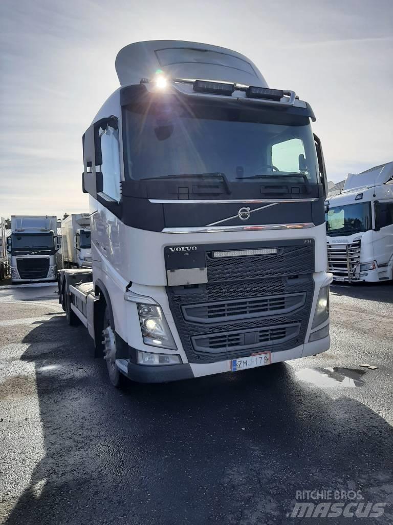 Volvo FH 13 Camiões porta-contentores