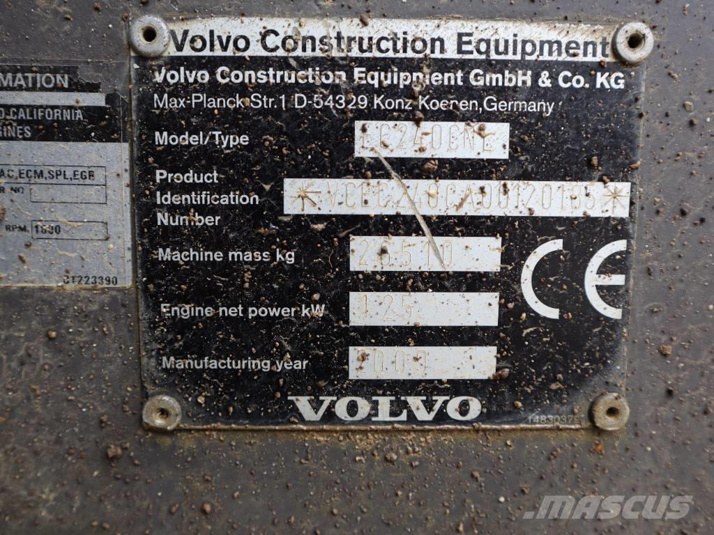 Volvo EC 240 C N L Escavadoras de rastos