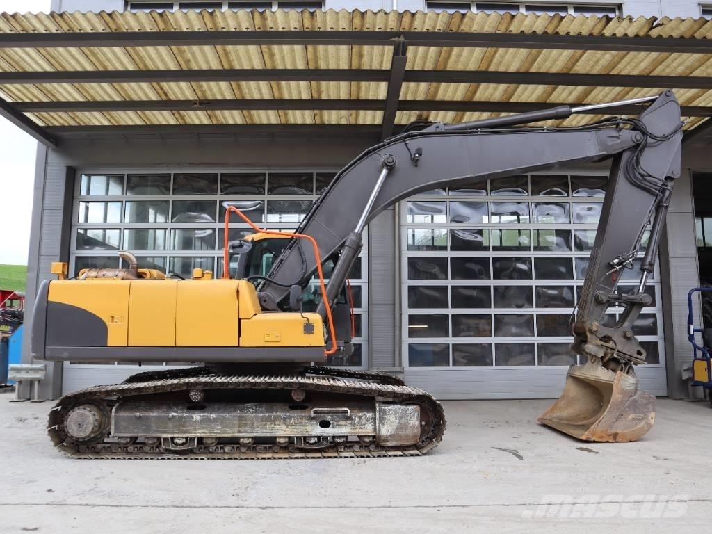 Volvo EC 240 C N L Escavadoras de rastos