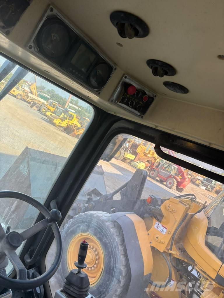  Max Com R712 Cilindros Compactadores de pneus