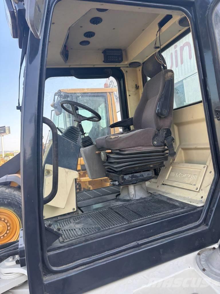  Max Com R712 Cilindros Compactadores de pneus
