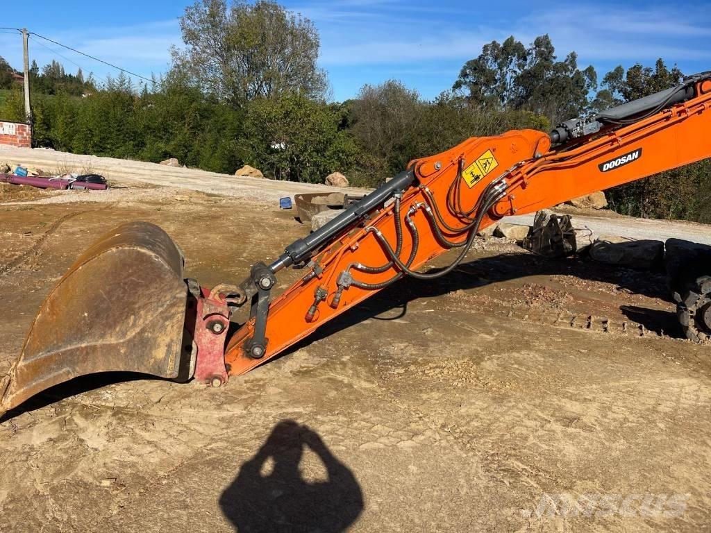 Doosan DX 140 LCR-5 Escavadoras de rastos