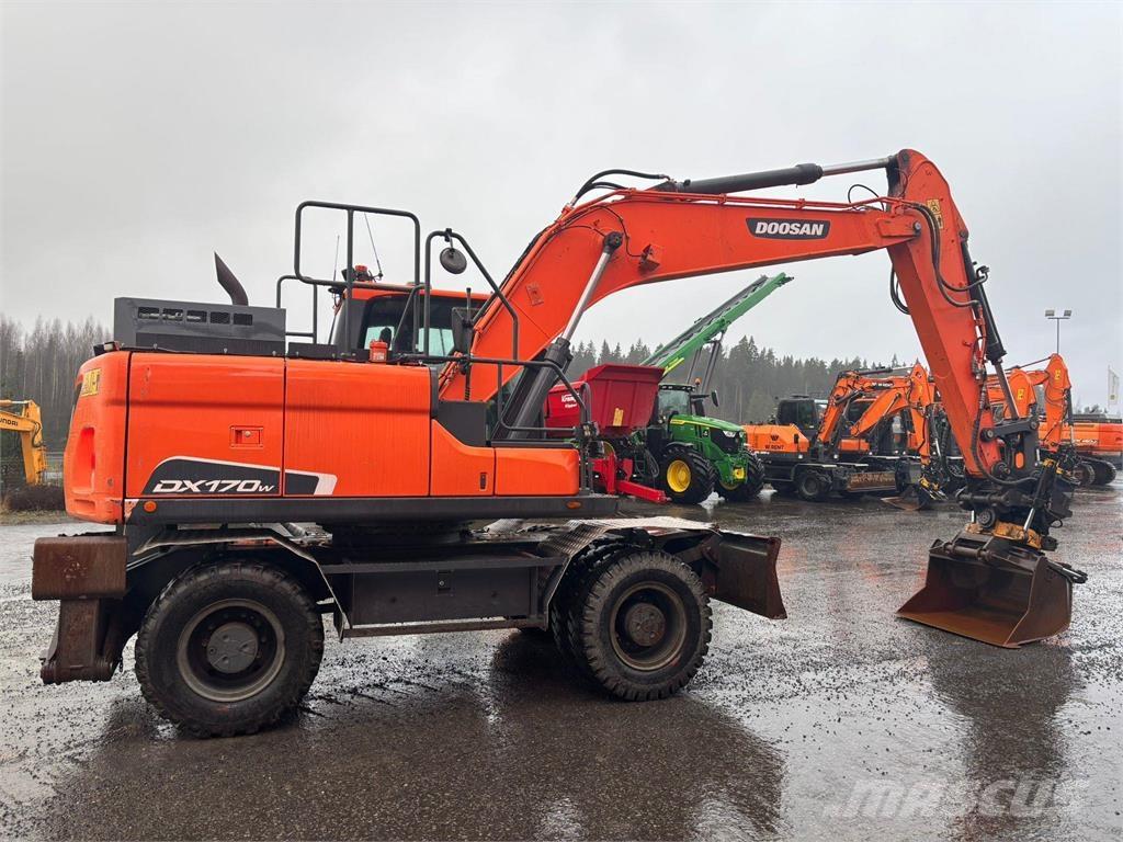 Doosan DX170W-5 Escavadoras de rodas