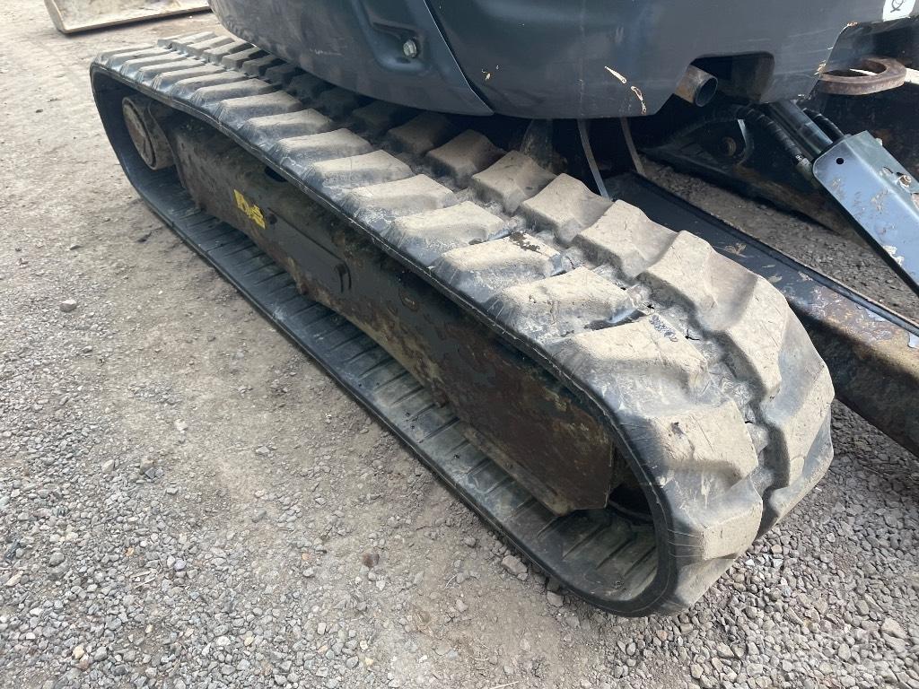 Bobcat E 26 Mini Escavadoras <7t