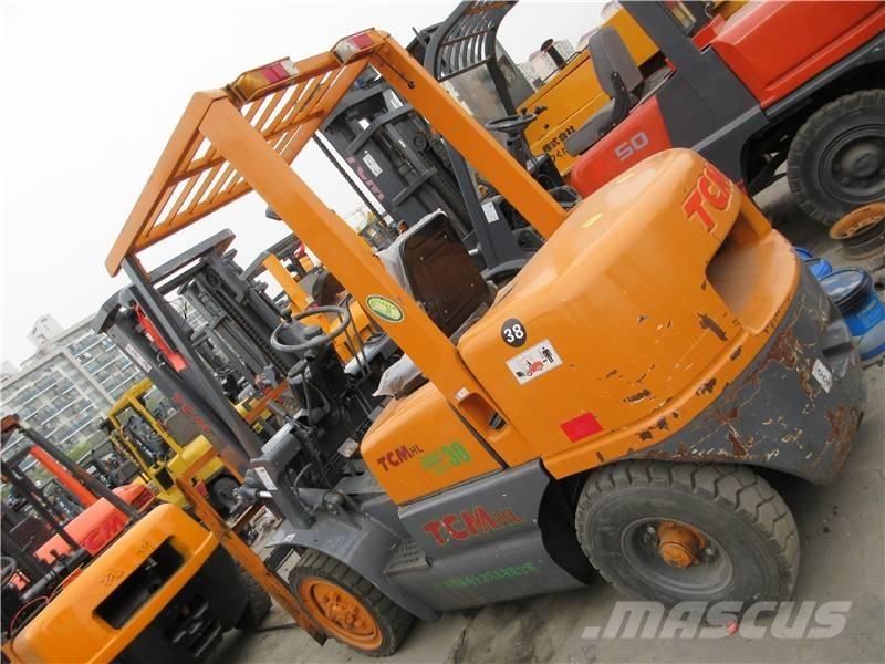 TCM FD 30 Empilhadores Diesel