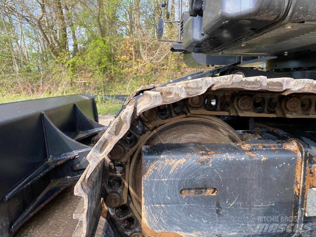 Hitachi ZX135USBL-7 Escavadoras de rastos