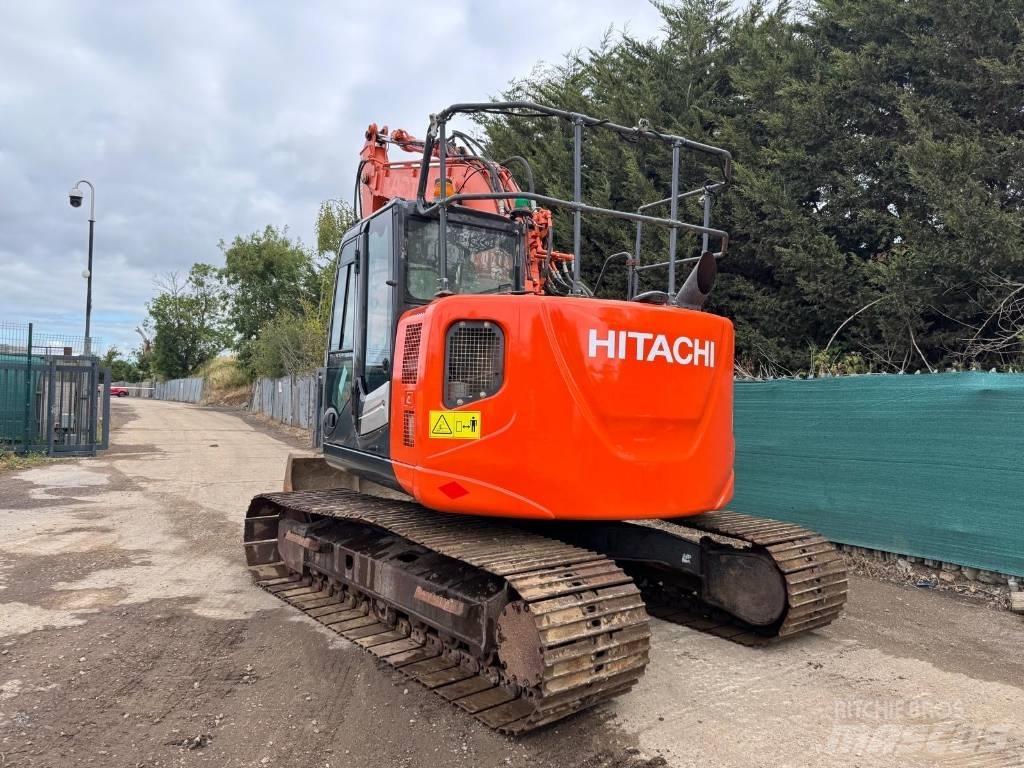 Hitachi ZX 135 US-5B Escavadoras de rastos