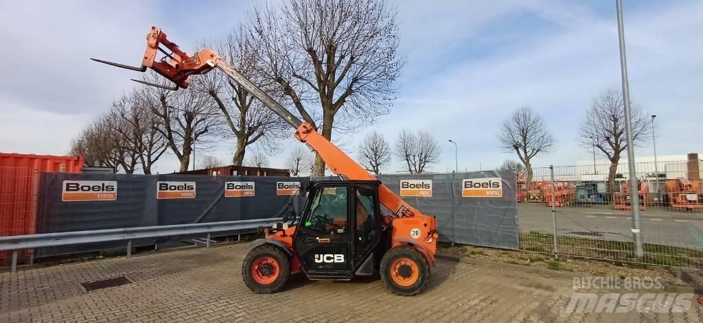 JCB 525-60 T4 F Manipuladores telescópicos