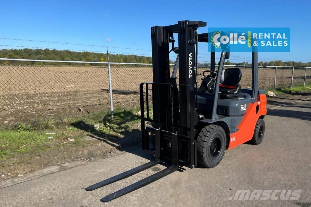 Toyota 8 FDF 25 | 2022 Empilhadores Diesel