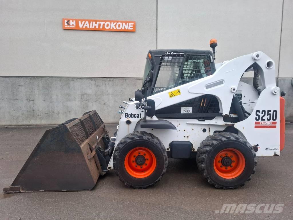 Bobcat S 250 Carregadoras de direcção deslizante