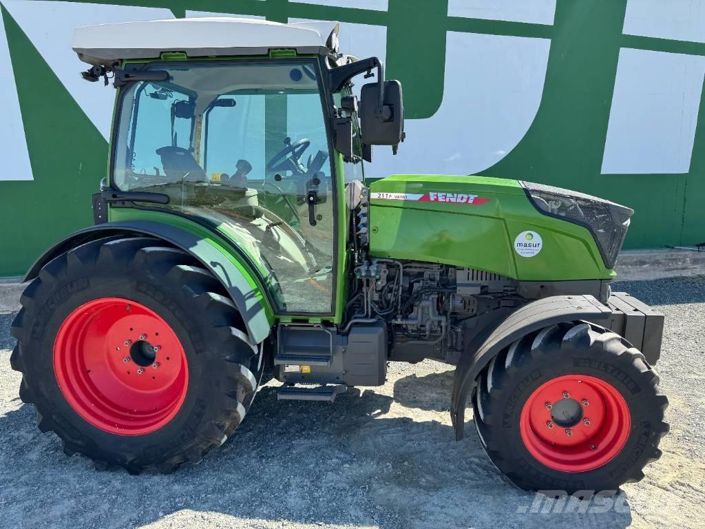 Fendt 211 P Tratores Agrícolas usados