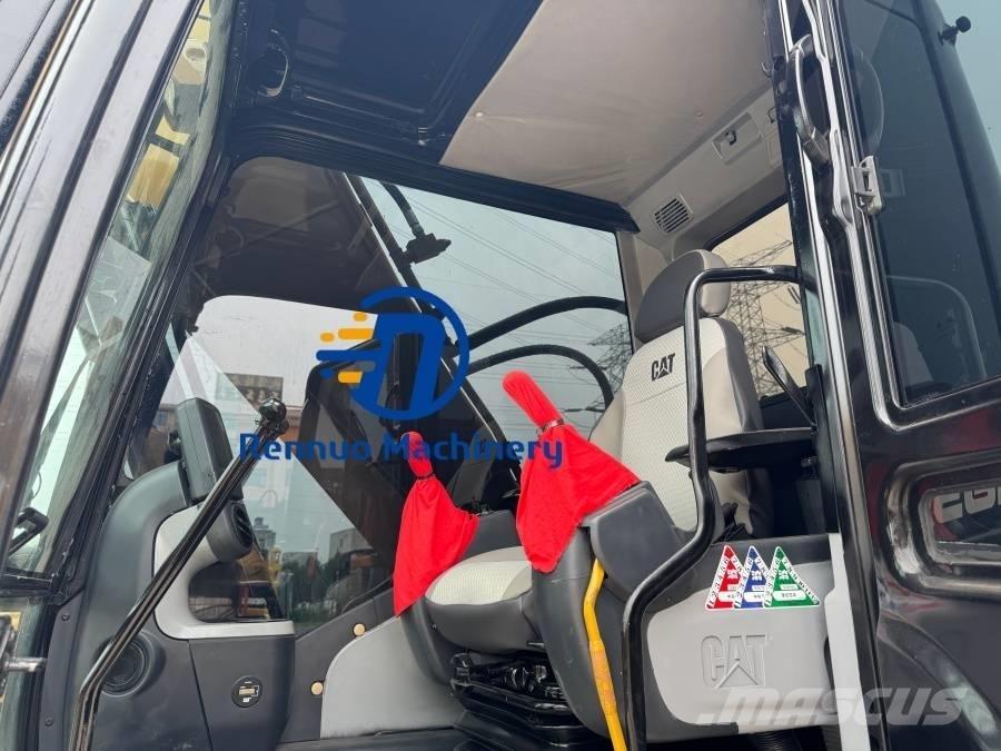 CAT 320D2 Escavadoras de rastos