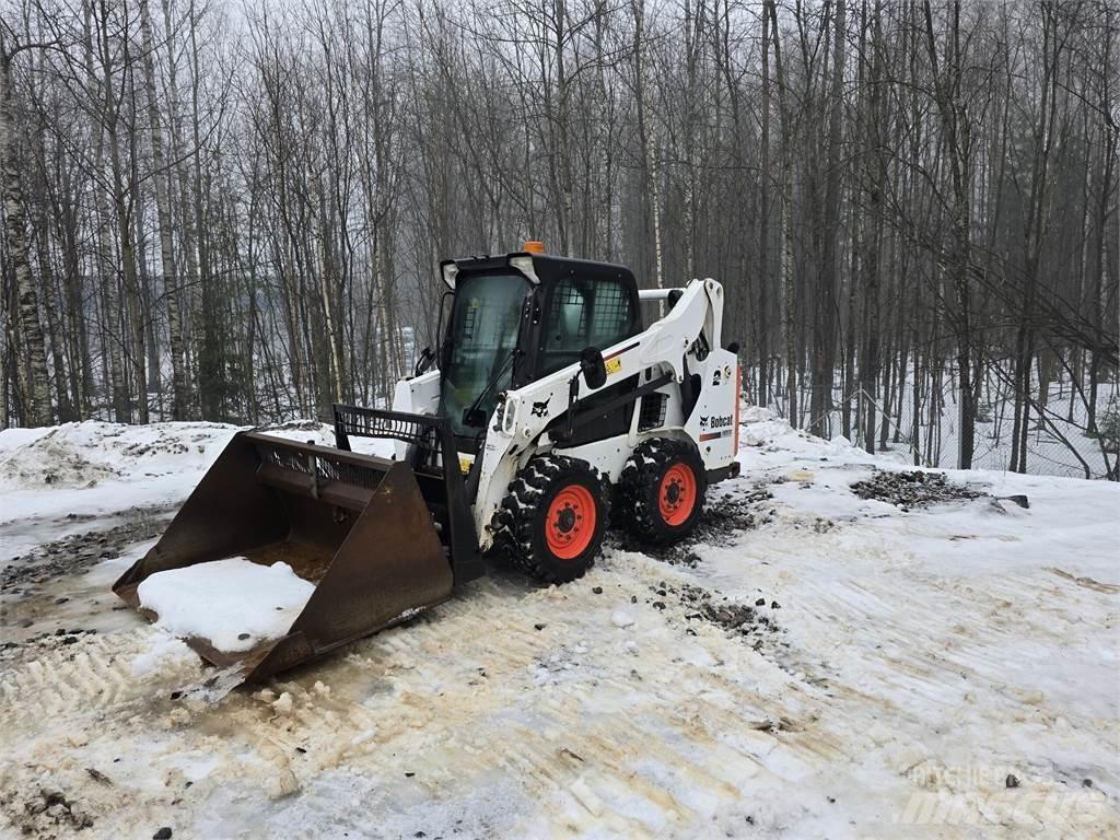 Bobcat S590 Carregadoras de direcção deslizante
