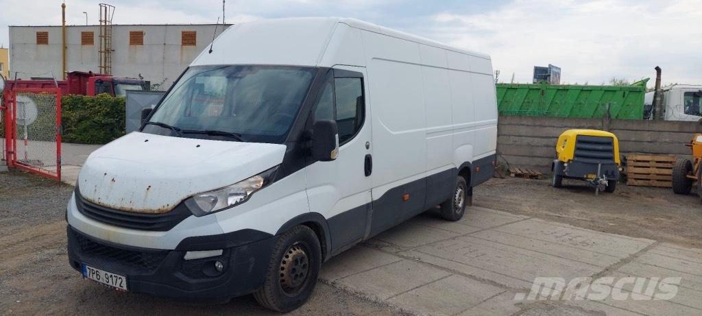 Iveco 35-180 Carrinhas de caixa fechada