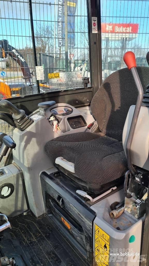Bobcat E 17 Mini Escavadoras <7t