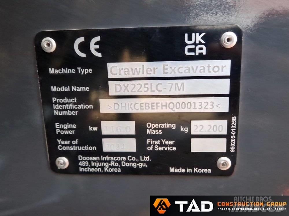 Develon DX 225 LC-7M Escavadoras de rastos