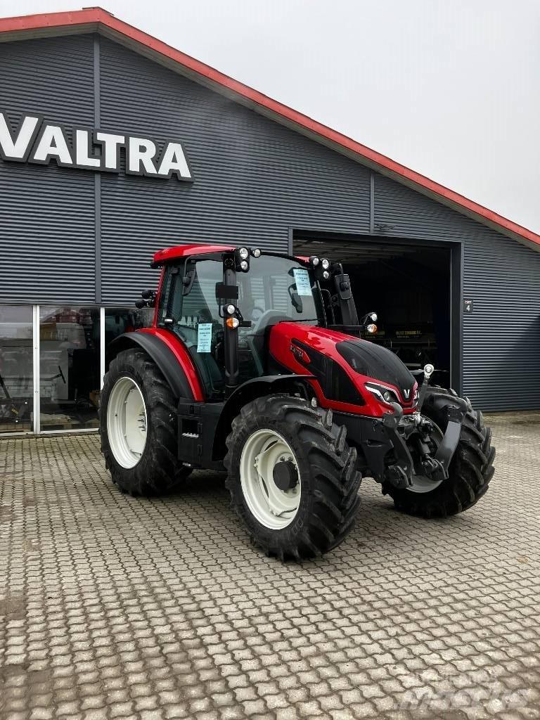 Valtra G135 Active Tratores Agrícolas usados