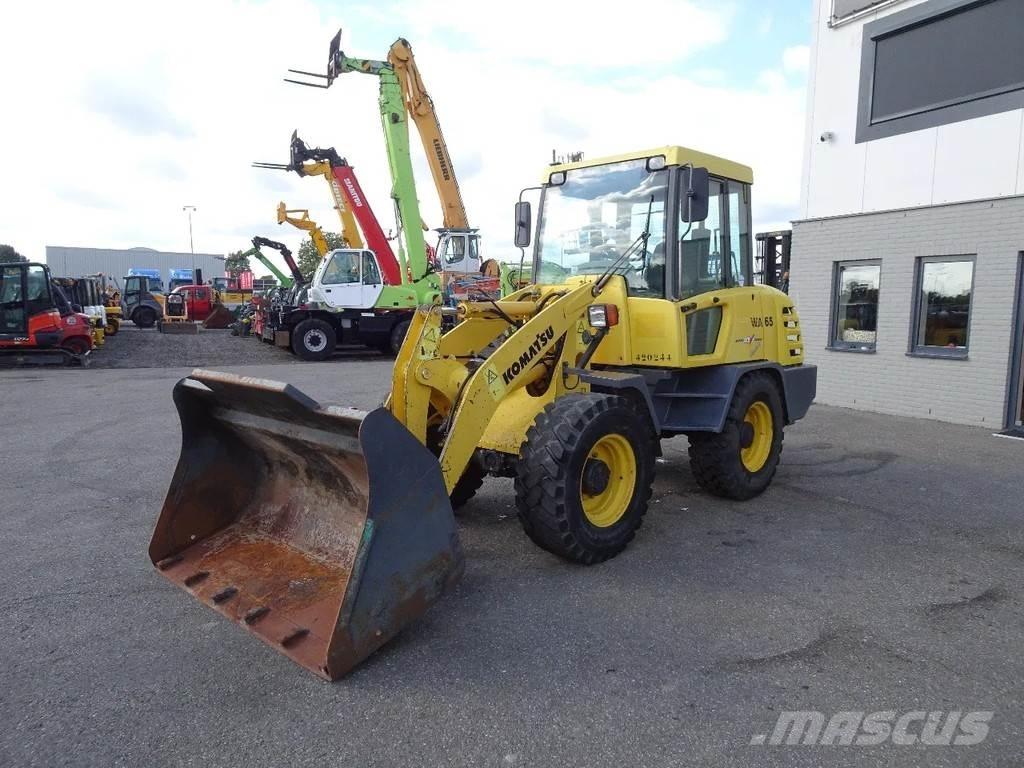 Komatsu WA65-3 Pás carregadoras de rodas