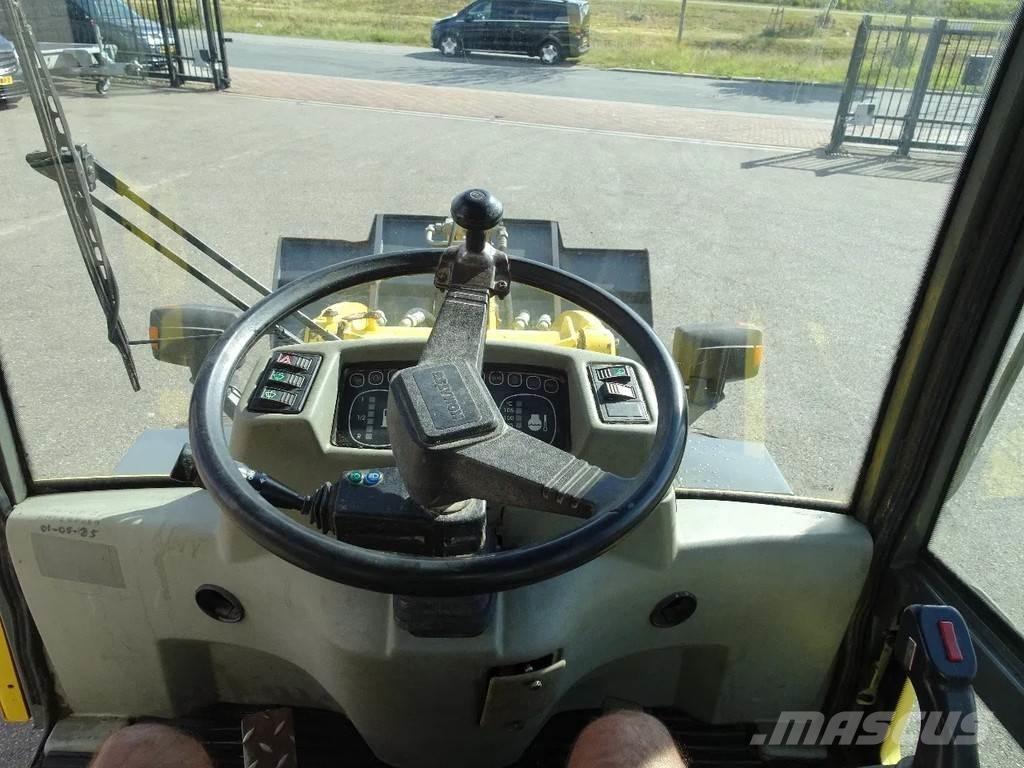 Komatsu WA65-3 Pás carregadoras de rodas