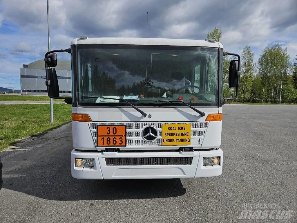 Mercedes-Benz Econic Camiões-cisterna