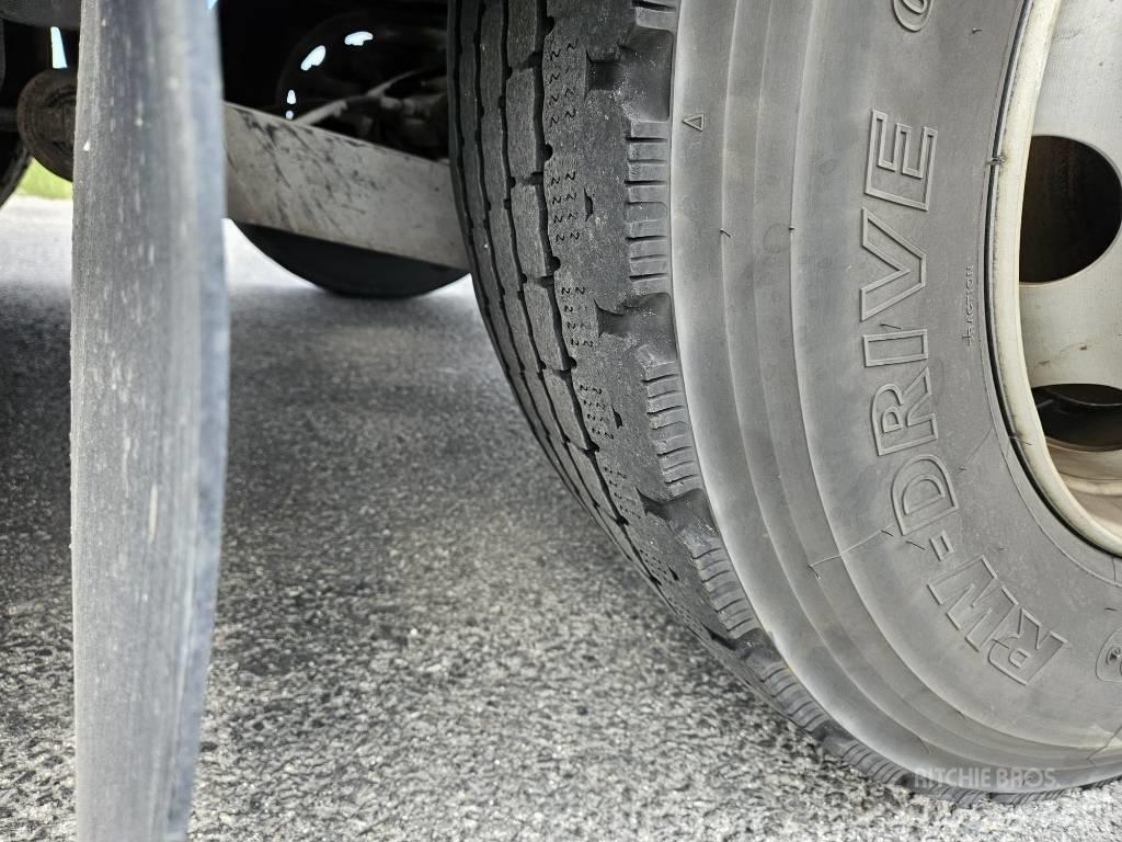 Mercedes-Benz Econic Camiões-cisterna