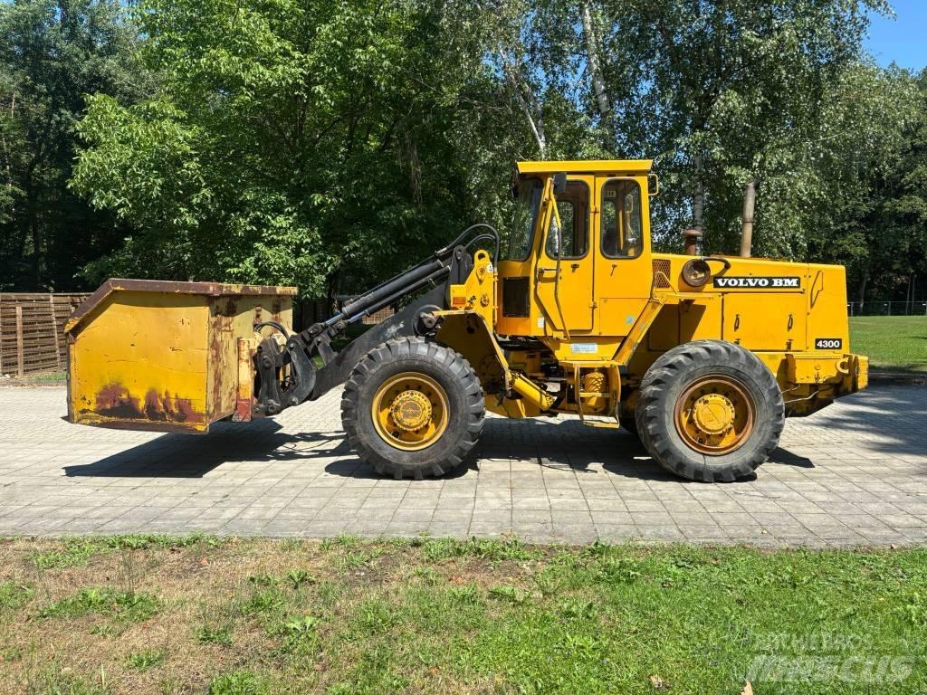 Volvo BM 4300 Pás carregadoras de rodas