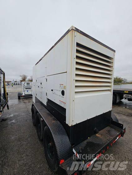 Cummins C 300 D6R Geradores Diesel