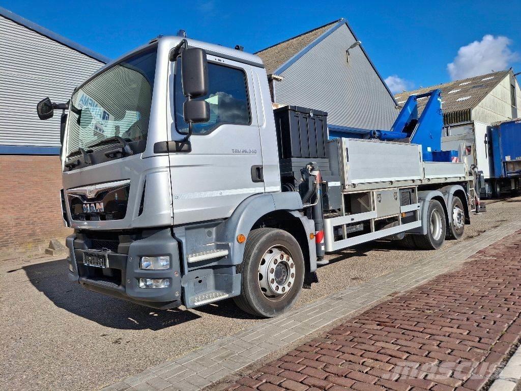 MAN TGM 26.340 6x2 Camiões de caixa fechada